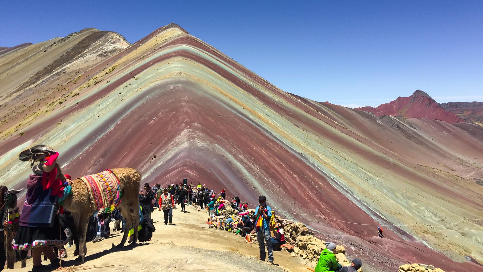 PERU Fugaz en Accion de Gracias